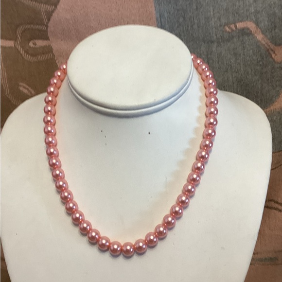 NECKLACES - Picture 6 of 15